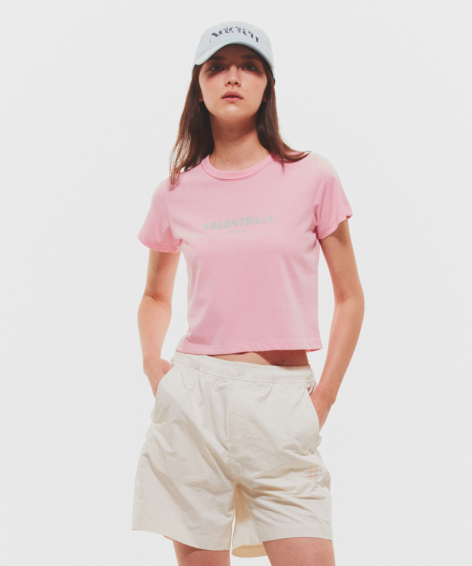 여성 로고 크롭 반팔 티셔츠(핑크)